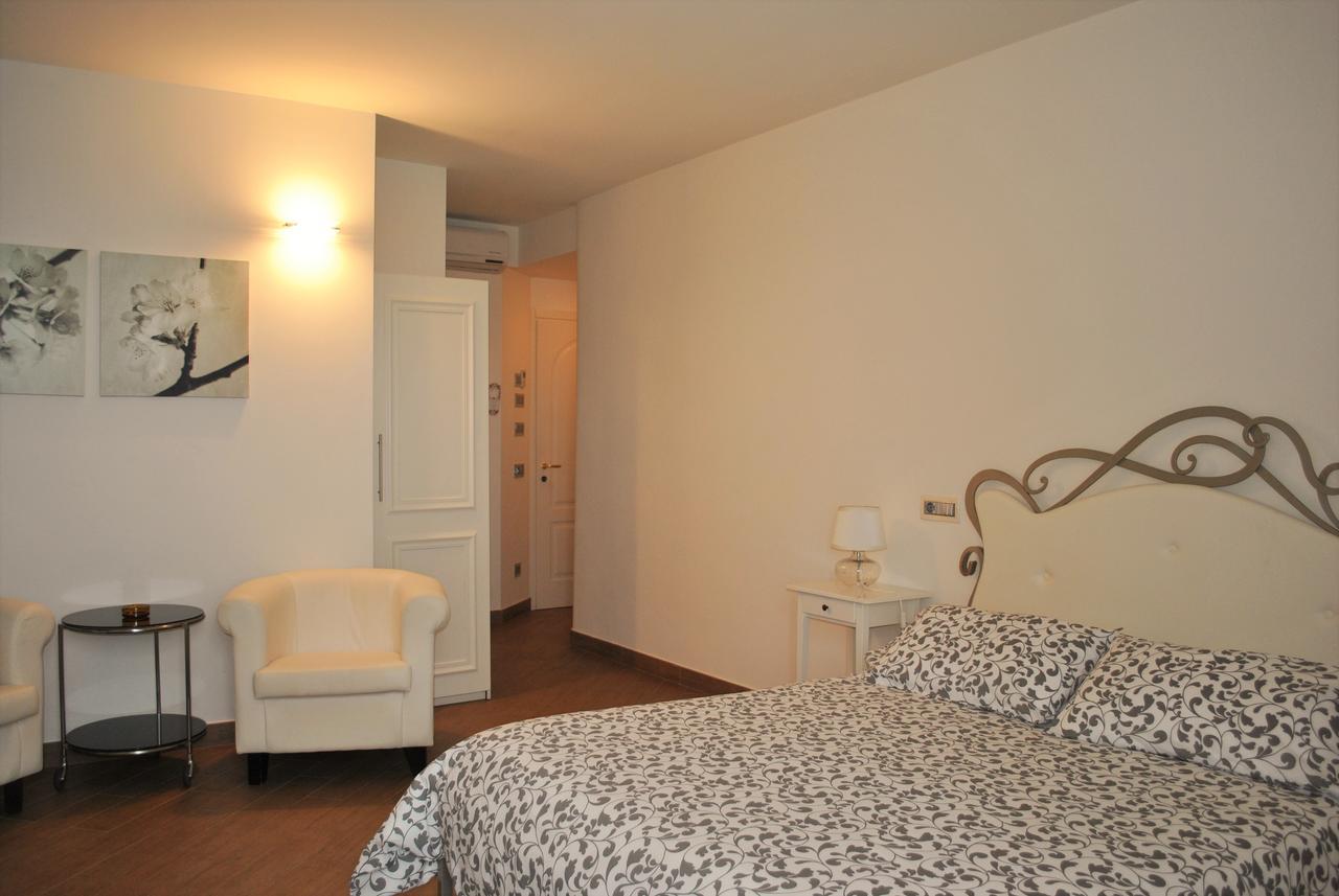 Hotel Residence Baiadelsole ライグエーリア エクステリア 写真